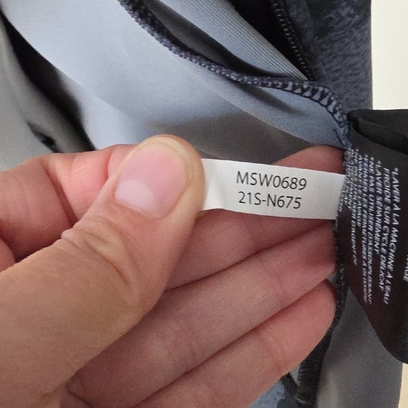 Lolë Black Patterned Zip Jacket – Women’s Small (S) – Ski & Snow / Active Jacket - Picture 10 of 14